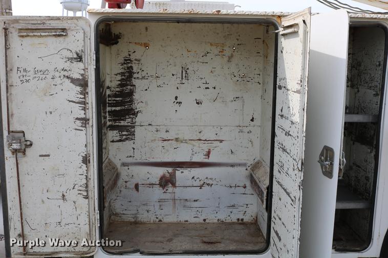 image for item DC7630 1984 White Volvo WCS 42T service truck with crane