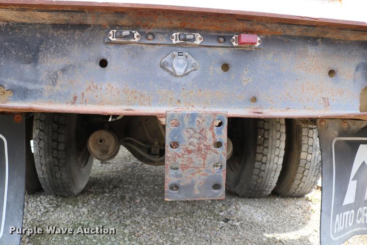 image for item DC7630 1984 White Volvo WCS 42T service truck with crane