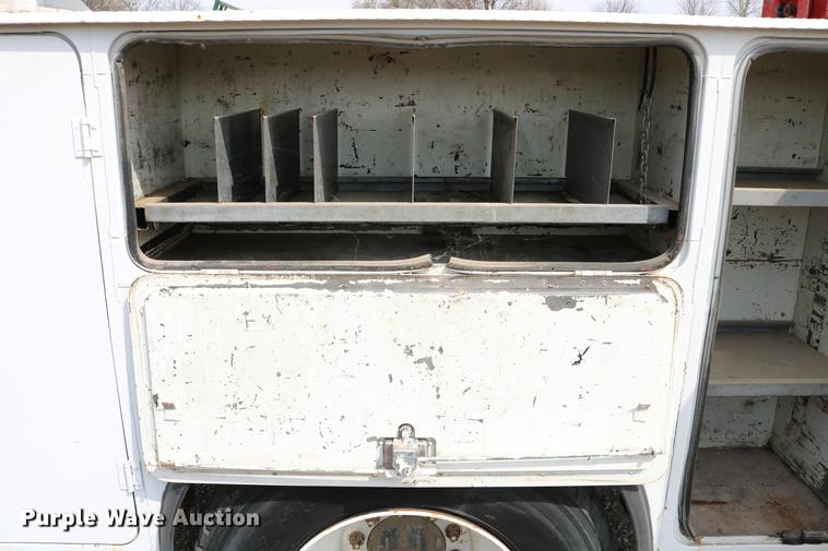 image for item DC7630 1984 White Volvo WCS 42T service truck with crane