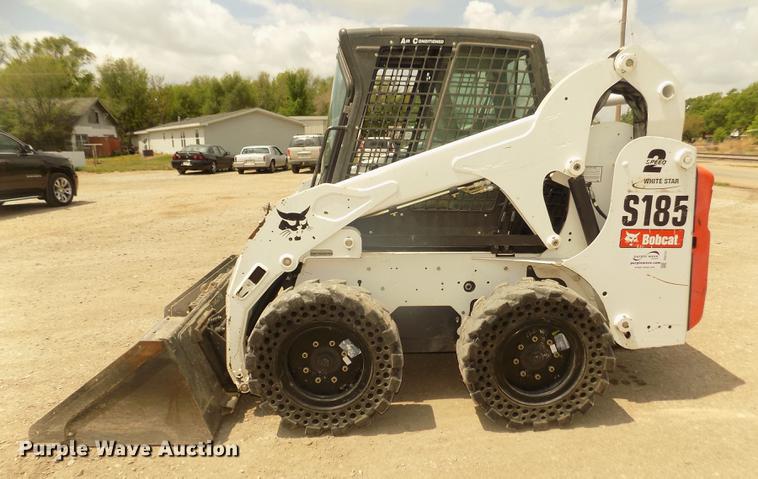 image for item DD2757 2011 Bobcat S185 skid steer