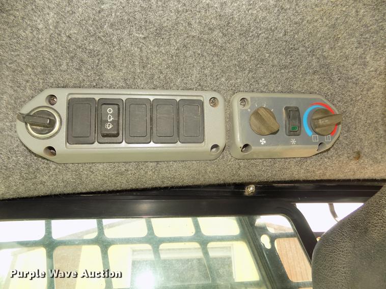 image for item DD2757 2011 Bobcat S185 skid steer