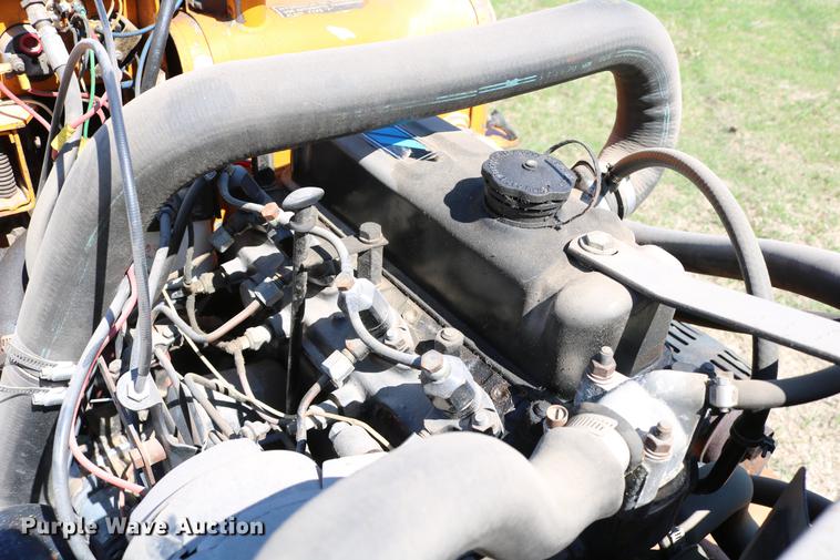 image for item DD4238 1982 Case Maxi-Sneaker vibratory cable plow