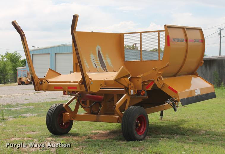 image for item DD4962 2014 Duratech HayBuster 2650 bale processor