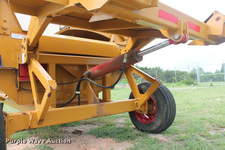 image for item DD4962 2014 Duratech HayBuster 2650 bale processor