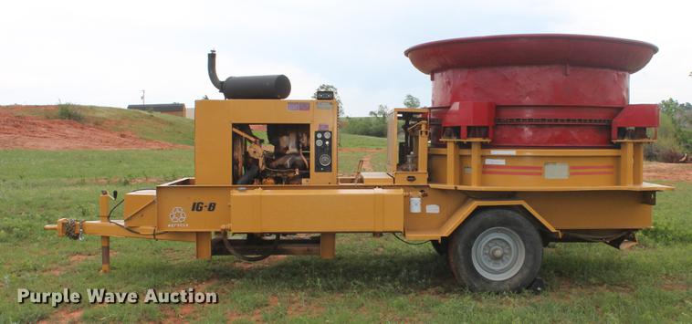 image for item DD4964 Duratech HayBuster IG-8 tub grinder