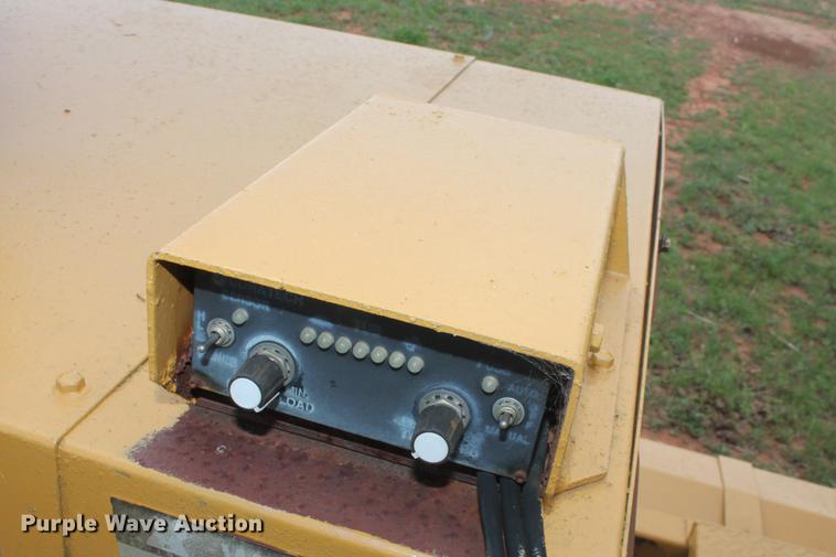 image for item DD4964 Duratech HayBuster IG-8 tub grinder