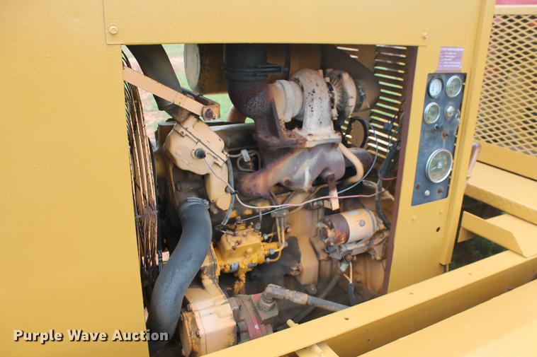 image for item DD4964 Duratech HayBuster IG-8 tub grinder