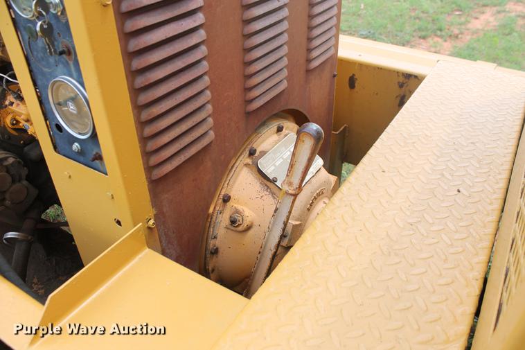 image for item DD4964 Duratech HayBuster IG-8 tub grinder