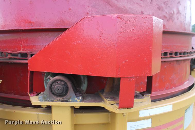 image for item DD4964 Duratech HayBuster IG-8 tub grinder