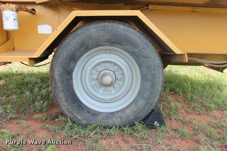 image for item DD4964 Duratech HayBuster IG-8 tub grinder