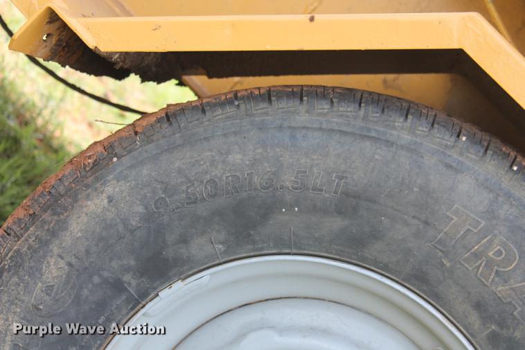 image for item DD4964 Duratech HayBuster IG-8 tub grinder