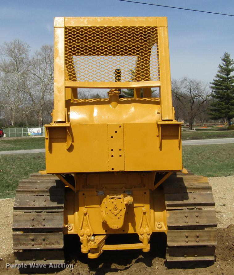 image for item DD7435 1969 Caterpillar D4D dozer
