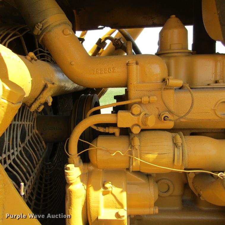 image for item DD7435 1969 Caterpillar D4D dozer