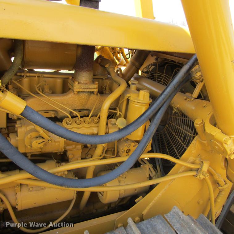 image for item DD7435 1969 Caterpillar D4D dozer