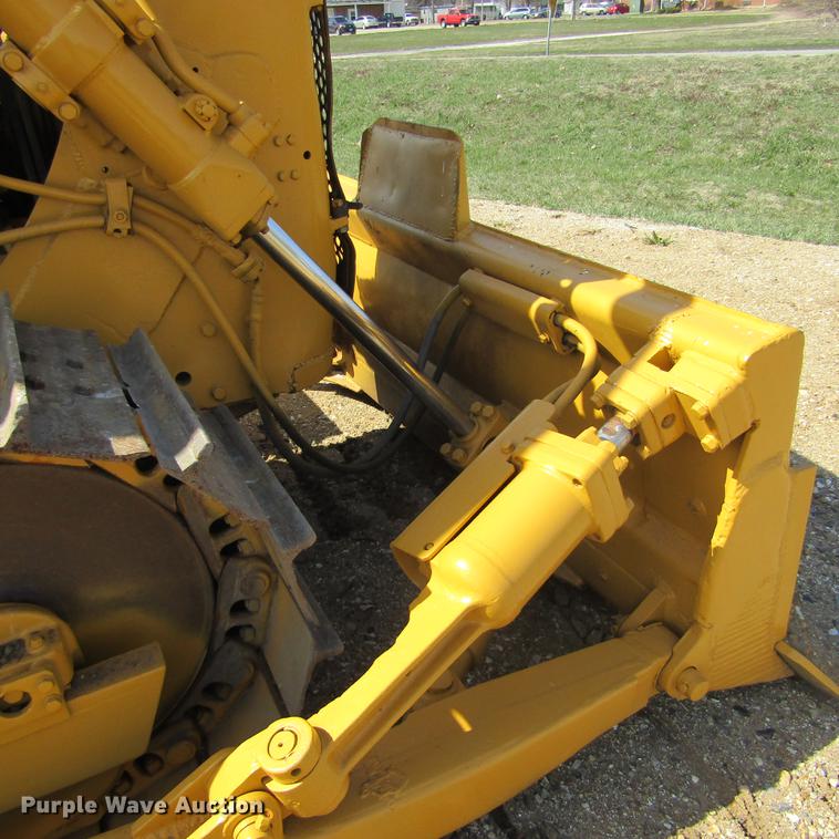 image for item DD7435 1969 Caterpillar D4D dozer