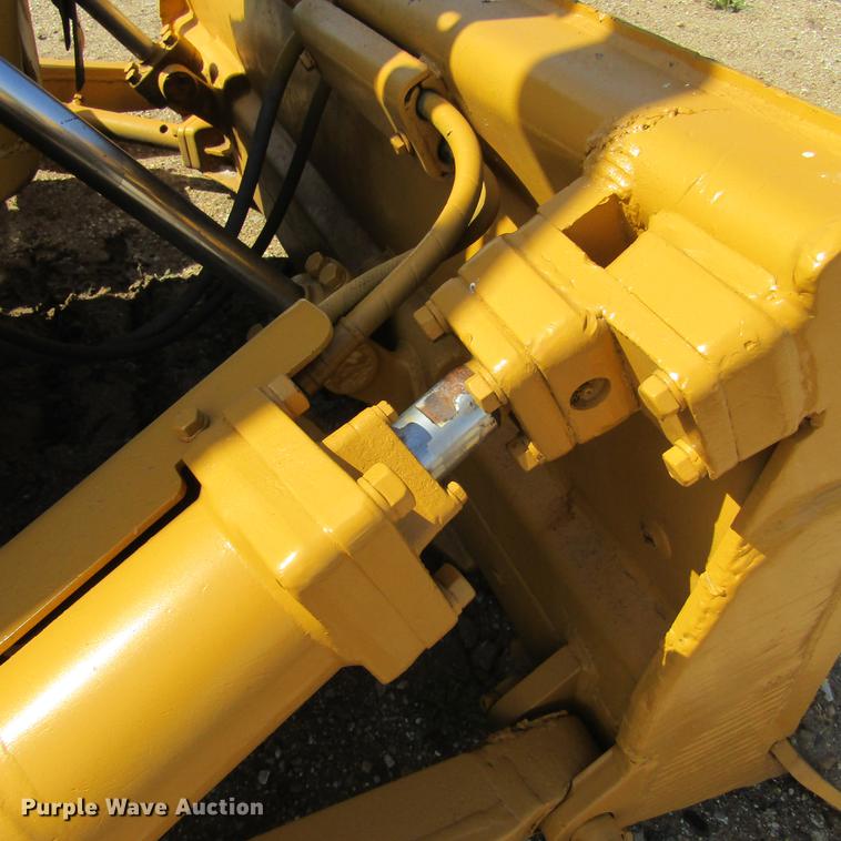 image for item DD7435 1969 Caterpillar D4D dozer