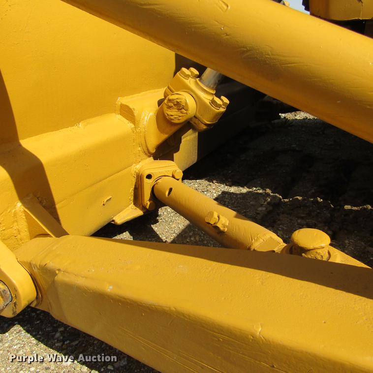 image for item DD7435 1969 Caterpillar D4D dozer