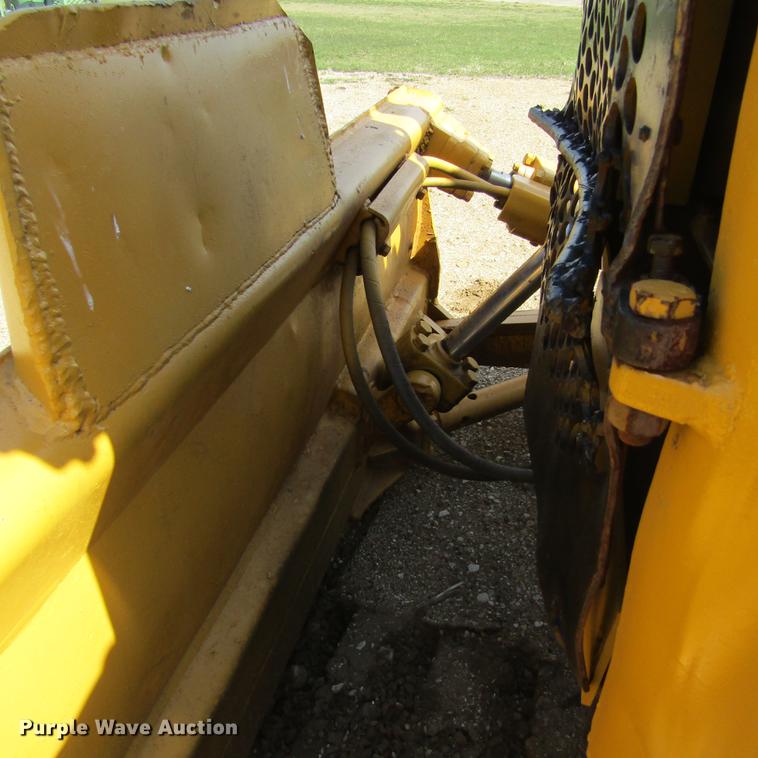 image for item DD7435 1969 Caterpillar D4D dozer