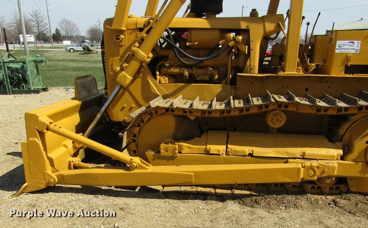 image for item DD7435 1969 Caterpillar D4D dozer