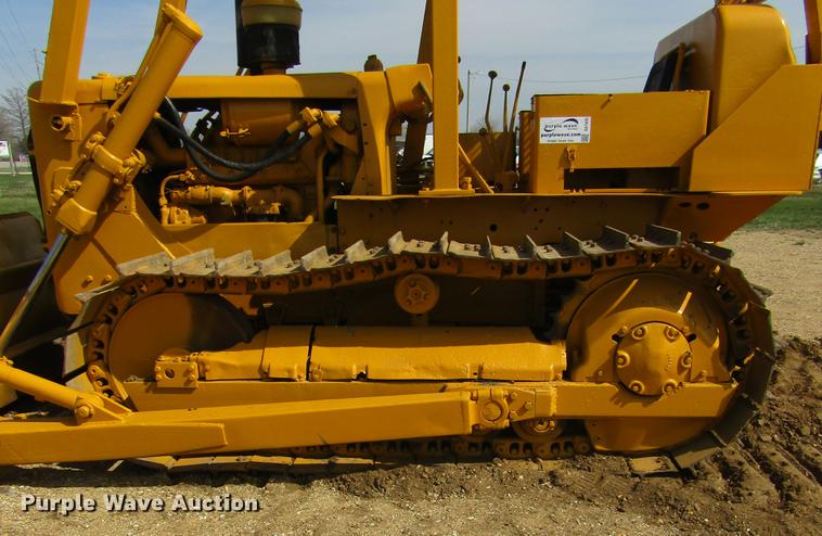 image for item DD7435 1969 Caterpillar D4D dozer