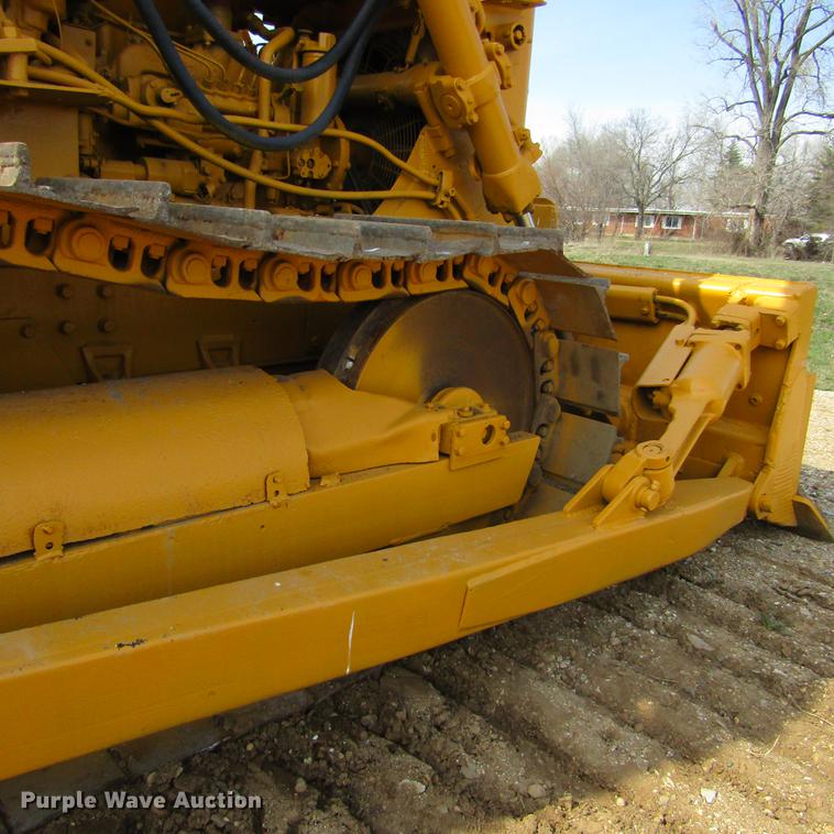 image for item DD7435 1969 Caterpillar D4D dozer