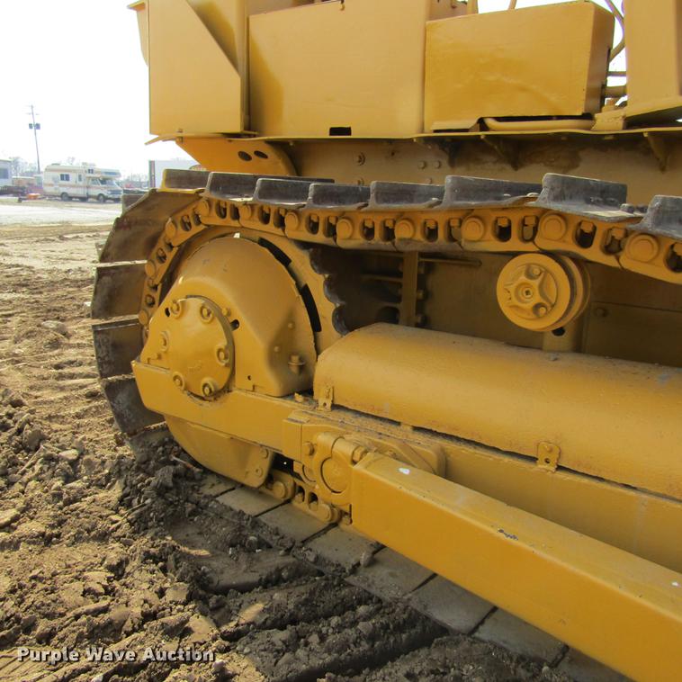 image for item DD7435 1969 Caterpillar D4D dozer
