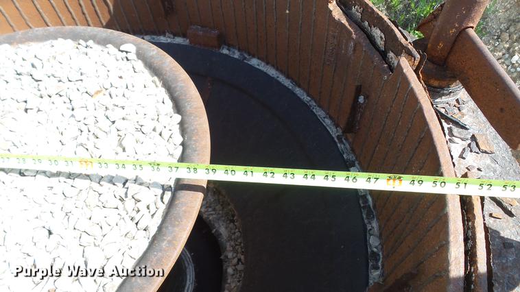 image for item DD7465 Symons 5100 cone crusher