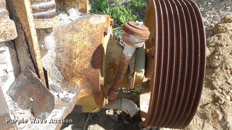 image for item DD7465 Symons 5100 cone crusher