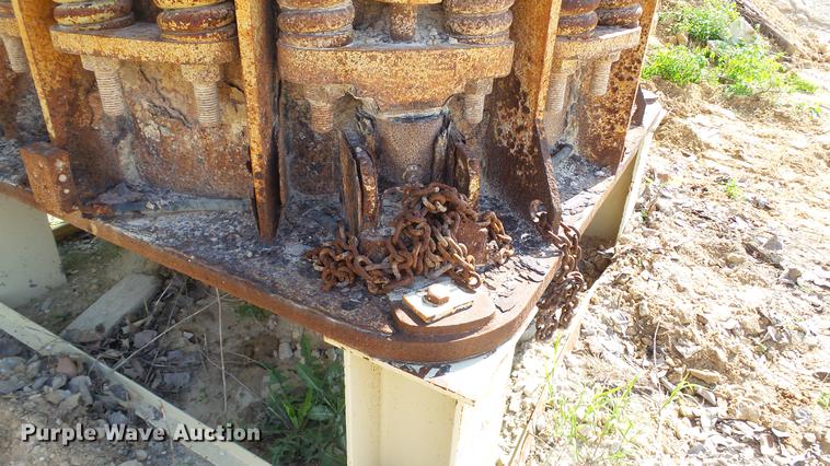 image for item DD7465 Symons 5100 cone crusher