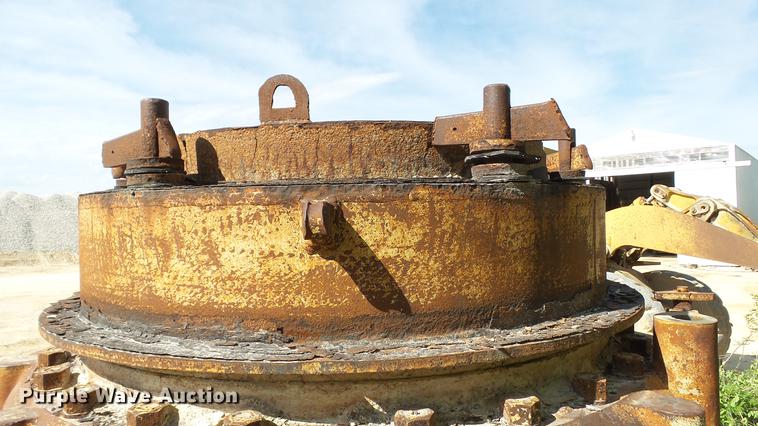 image for item DD7465 Symons 5100 cone crusher