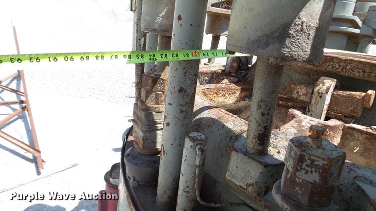 image for item DD7466 El-jay 54 roller cone crusher