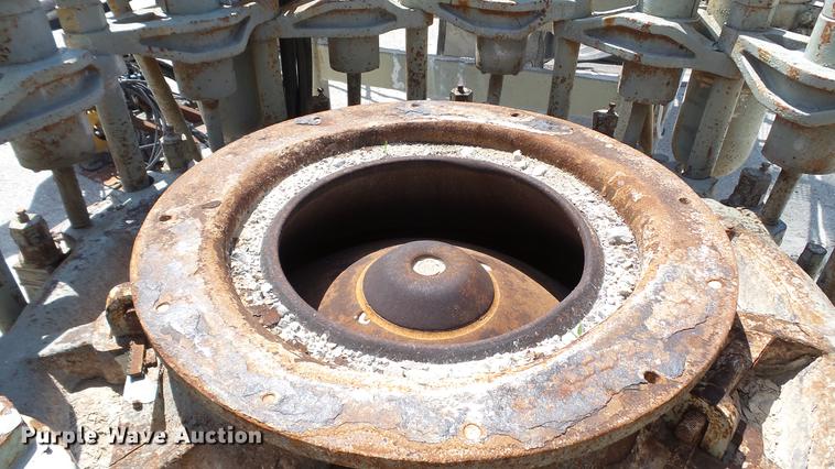 image for item DD7466 El-jay 54 roller cone crusher