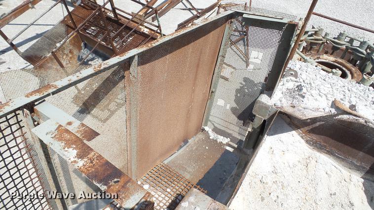 image for item DD7466 El-jay 54 roller cone crusher