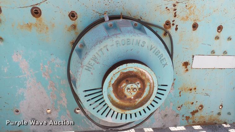 image for item DD7467 Hewitt-Robins V-16 shaker screen