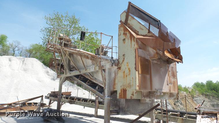 image for item DD7467 Hewitt-Robins V-16 shaker screen