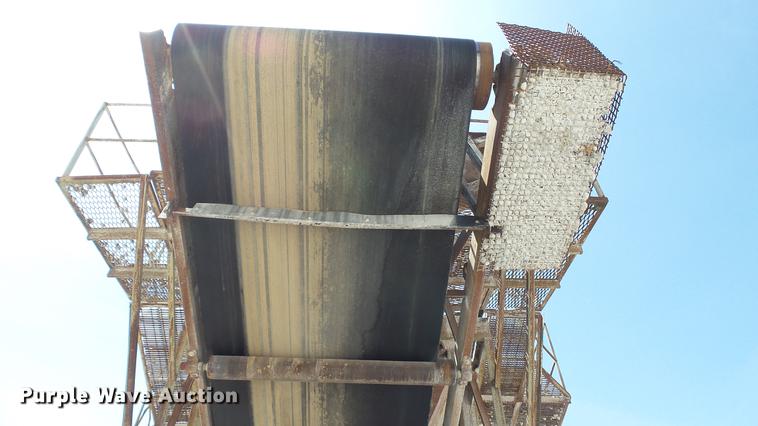 image for item DD7467 Hewitt-Robins V-16 shaker screen