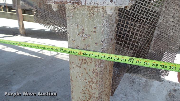 image for item DD7467 Hewitt-Robins V-16 shaker screen