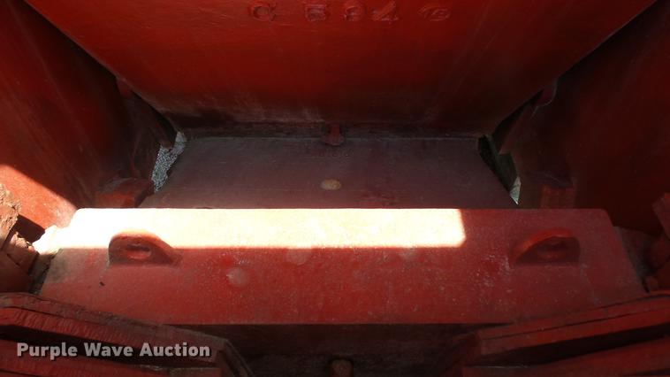 image for item DD7468 Pioneer Engineering 3042 jaw crusher