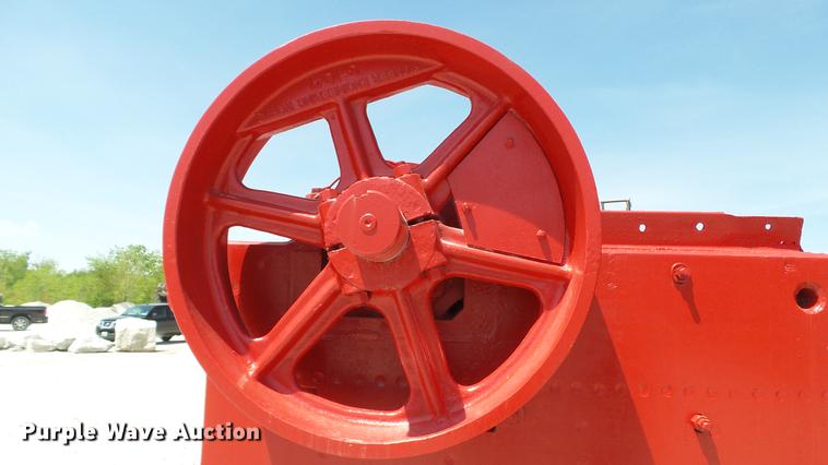 image for item DD7468 Pioneer Engineering 3042 jaw crusher