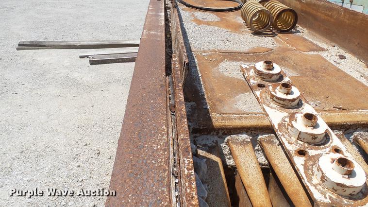 image for item DD7469 1968 Missouri Rodgers feeder