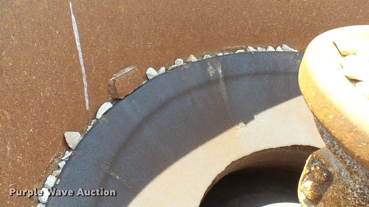 image for item DD7470 1963 Symons cone crusher