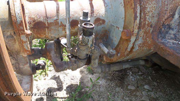 image for item DD7470 1963 Symons cone crusher