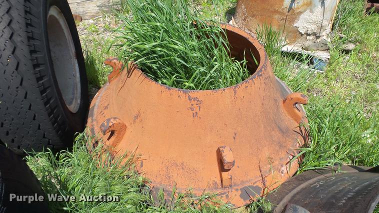 image for item DD7470 1963 Symons cone crusher