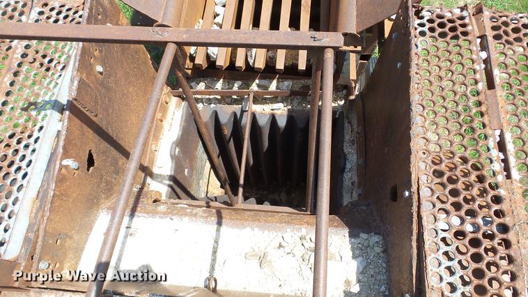 image for item DD7471 Cedarapids 25X40 jaw crusher