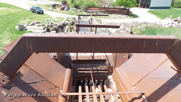 image for item DD7471 Cedarapids 25X40 jaw crusher