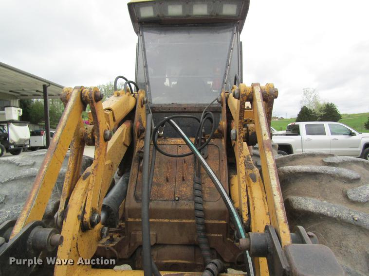 image for item DD8421 2007 Hydro Ax 421E mulcher
