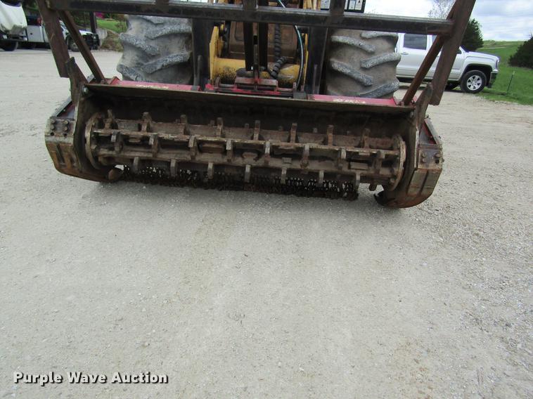 image for item DD8422 Fecon Bull Hog forestry mulcher