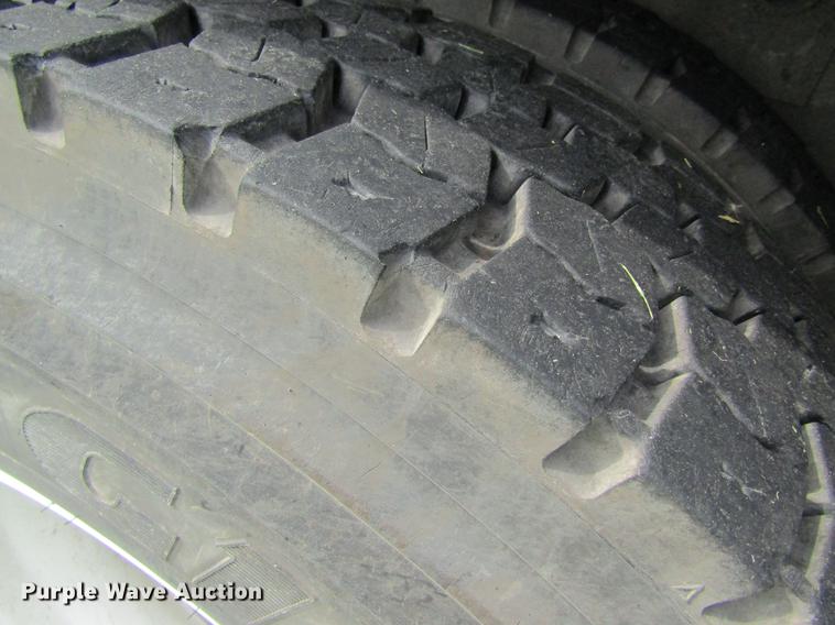 image for item DD8435 2007 Freightliner M2 106 bucket truck