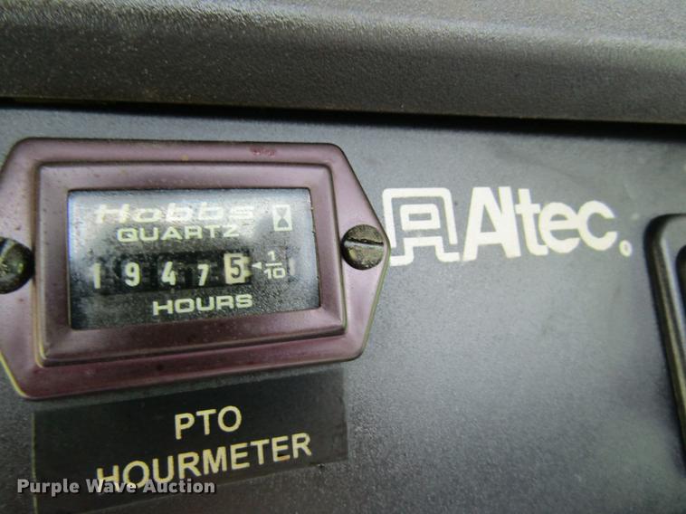 image for item DD8435 2007 Freightliner M2 106 bucket truck