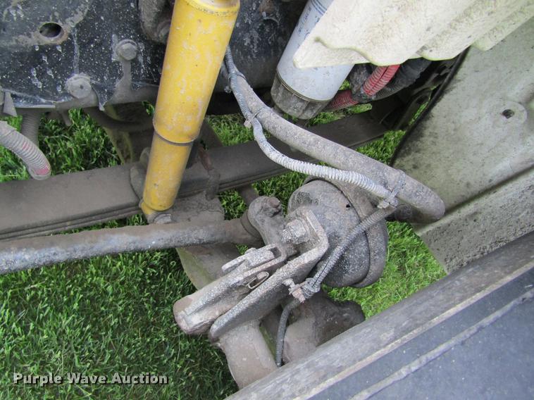 image for item DD8435 2007 Freightliner M2 106 bucket truck